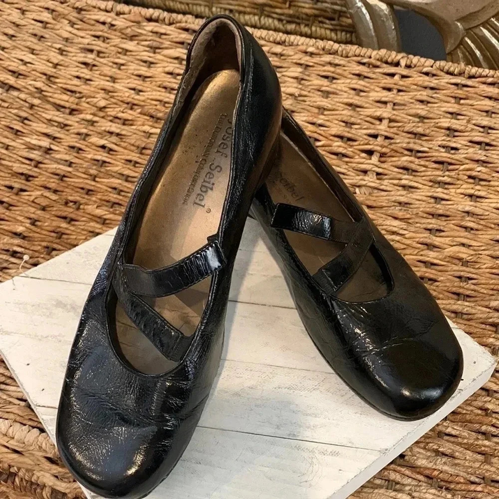 Josef Seidel Leather Wedge Sz 40
